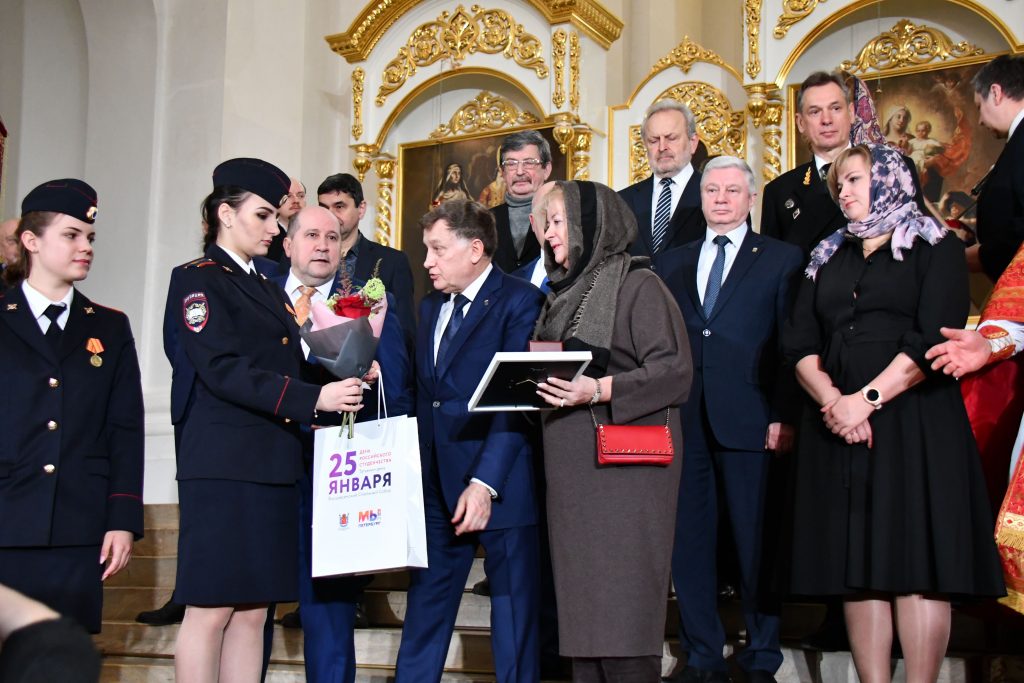 Председатель Общественной палаты удостоена Памятного знака святой