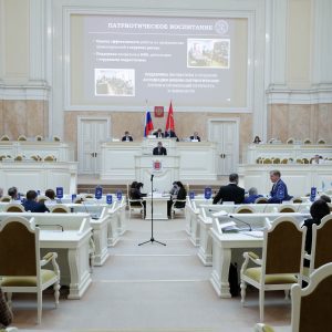 Общественная палата Санкт‑Петербурга представила ежегодный доклад на заседании Законодательного Собрания