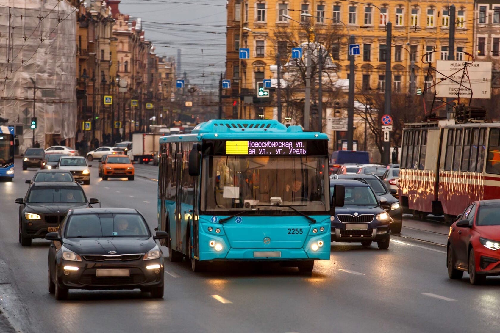 общественный транспорт в санкт петербурге